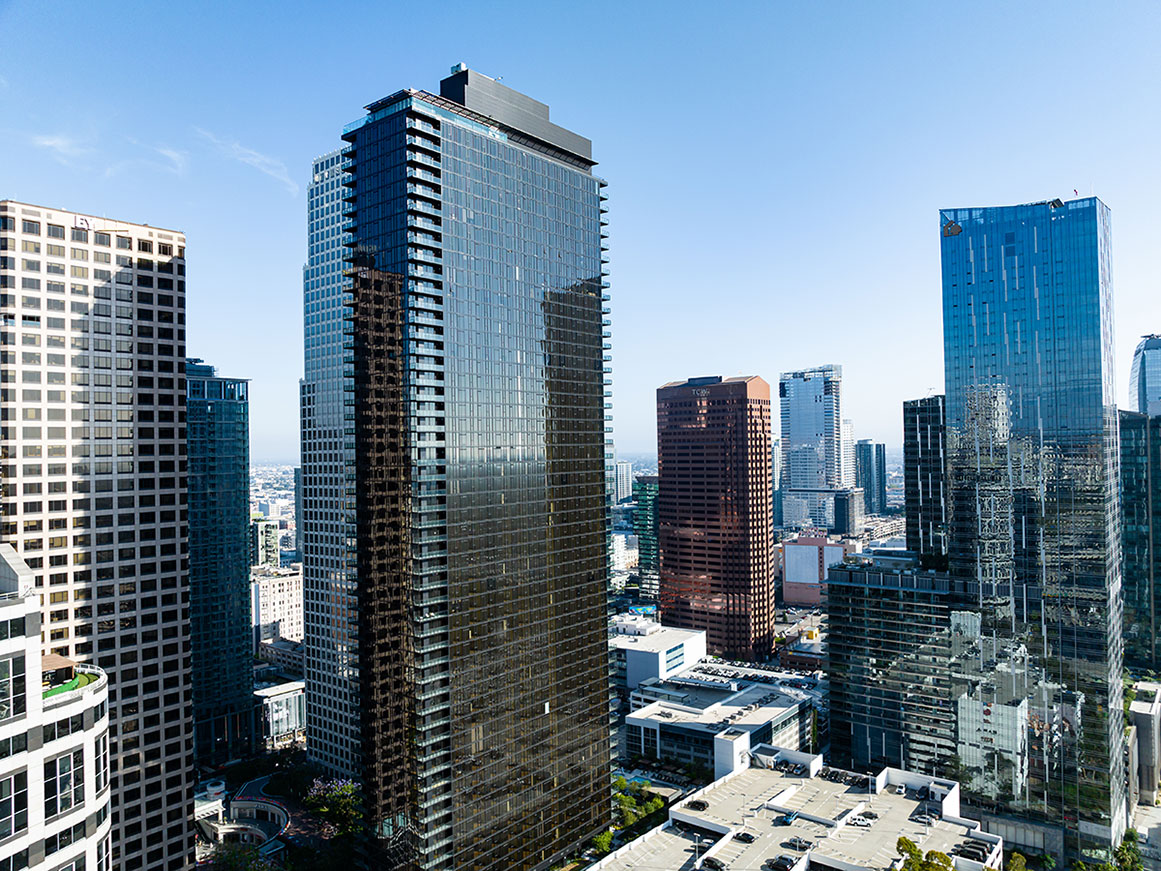 960 W 7th St Los Angeles